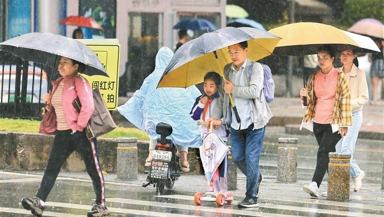 近5天滑动平均气温跌破22℃标准线 深圳官宣入秋