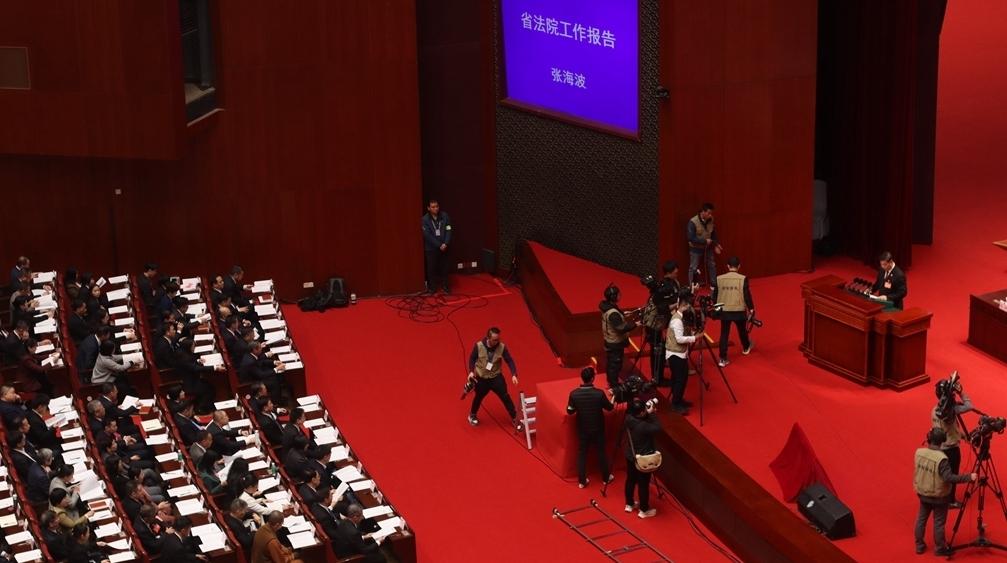 2025广东两会|2024年全省法院审结缅北移交涉电诈人员等案件1.4万件