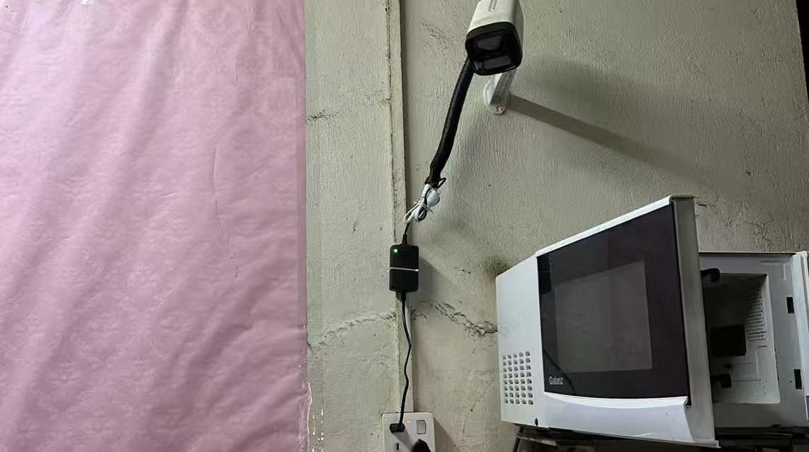 无堂食外卖蝶变记①｜大鹏新区城中村一家披萨店的焕新