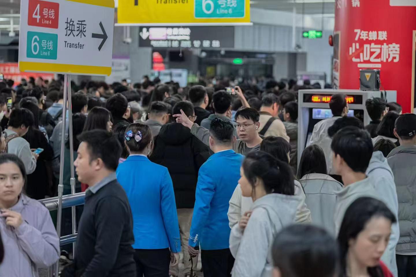 2025年春节假期深圳地铁运营数据出炉：护送乘客2933.3万人次_深圳新闻网