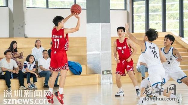 龙华中学男篮队勇夺全国青少年篮球精英赛冠军