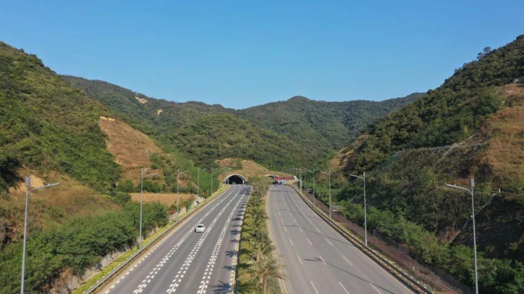 画风突变 深汕这些地方可以打卡了！