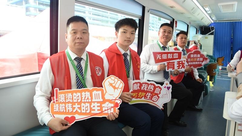 凝聚爱心，生命续航！龙岗区中心血站开展无偿献血活动
