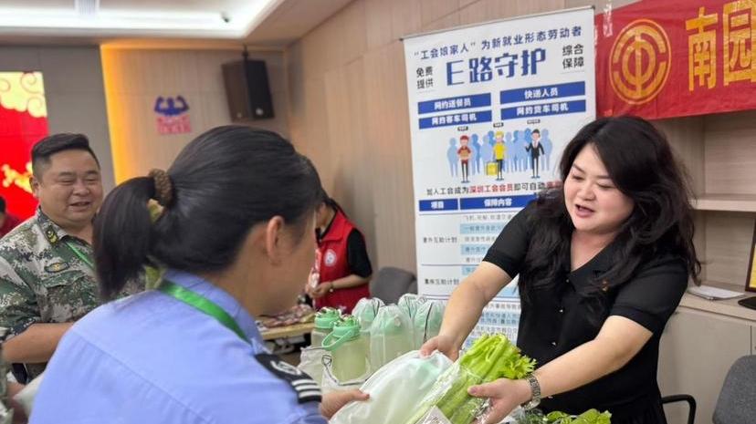 南园街道赤尾社区党员服务市集：邻里同心，聚力便民暖人心