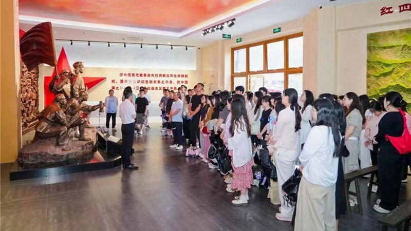 保护东江源头传承红色基因   深百外教师赴江西寻乌研学