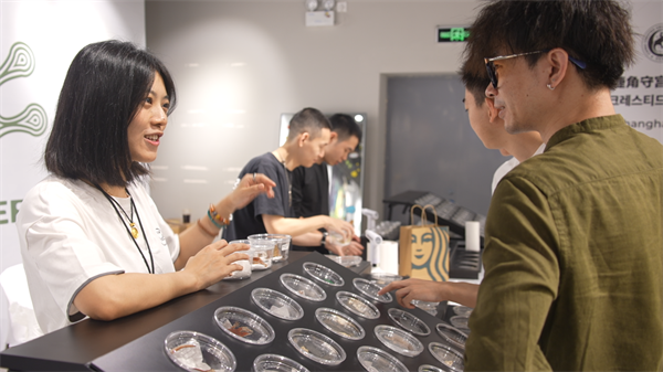 华南最大睫角守宫展本周末亮相深圳