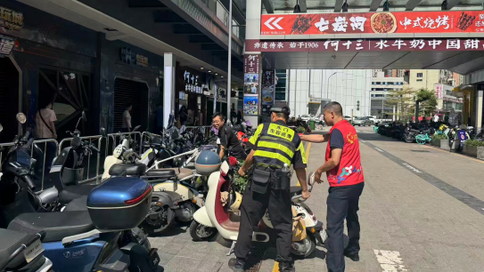 东门社区商圈静音行动护航高考