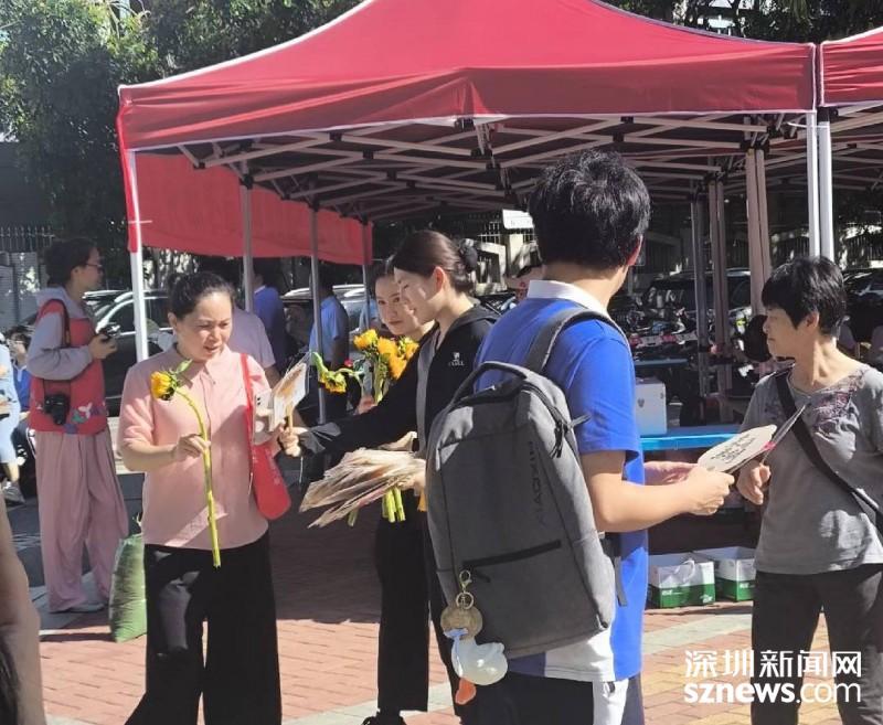 巴奴毛肚火锅为深圳高考家长提供清凉补给，筑牢后勤保障