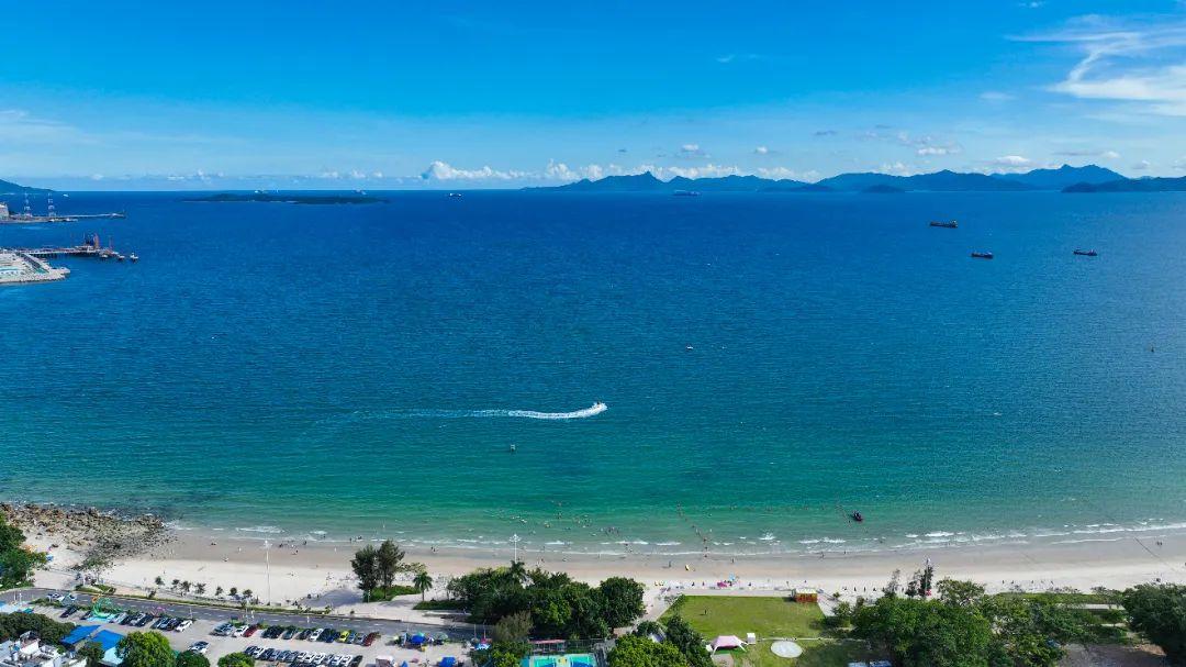 这个夏天，来一趟大鹏官湖看海
