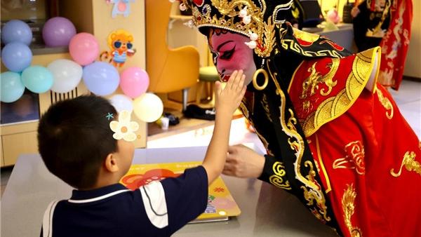 晴晴言语助力青少年非遗文化成长之旅