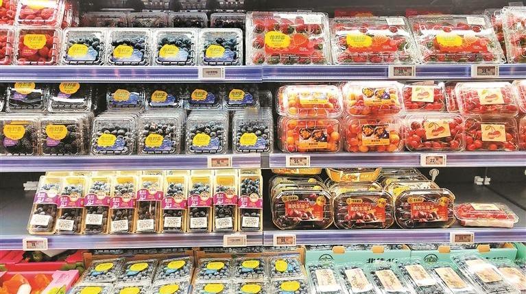 水果集中上市，价格普遍亲民 深圳人迎来“甜蜜夏日”