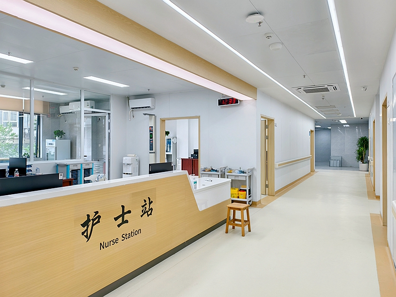 龙岗五院住院楼全新启用:精准医疗与温情服务共筑健康守护港_深圳新闻网