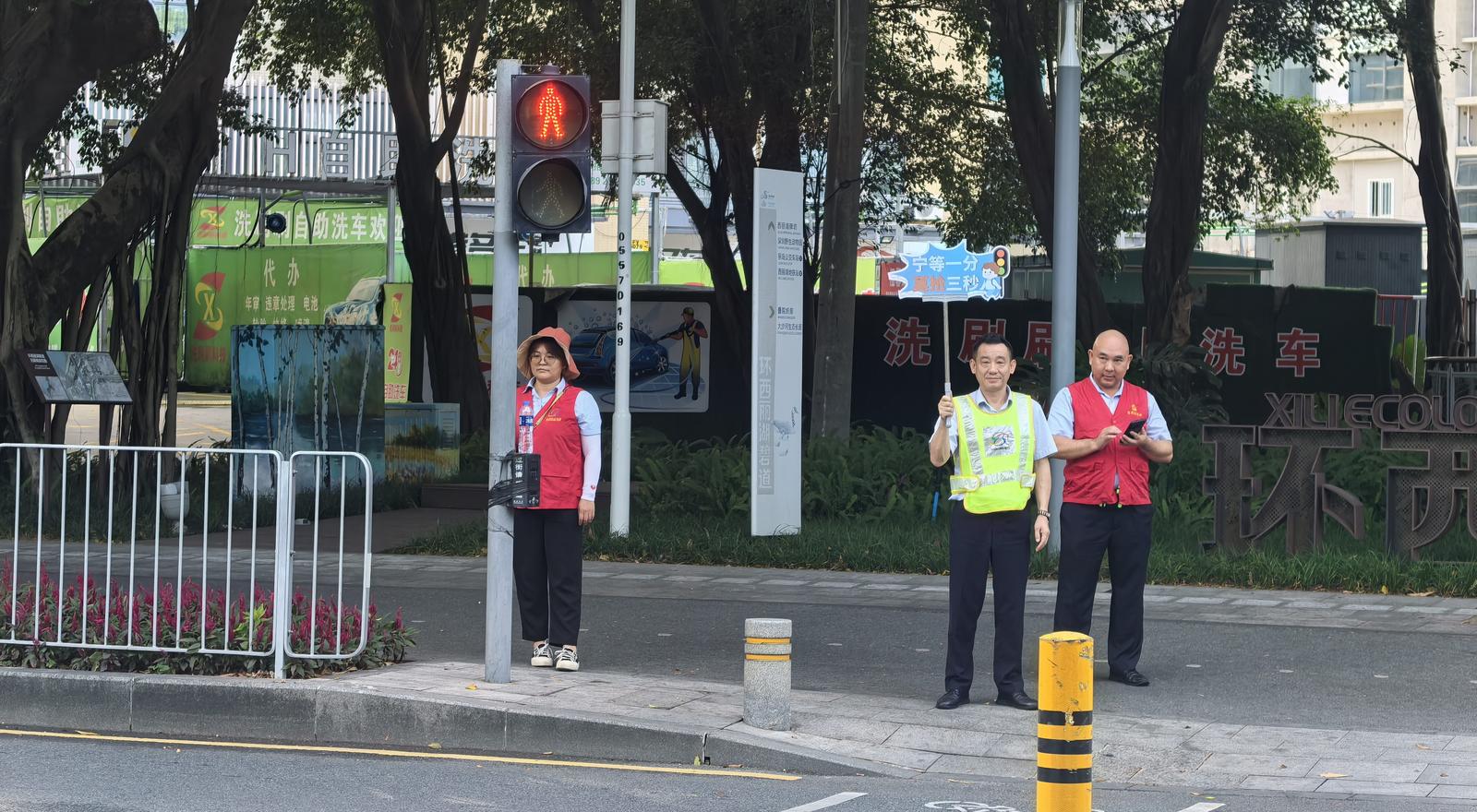 深圳巴士集团西丽车队启动护航开学季 为学子撑起安全伞