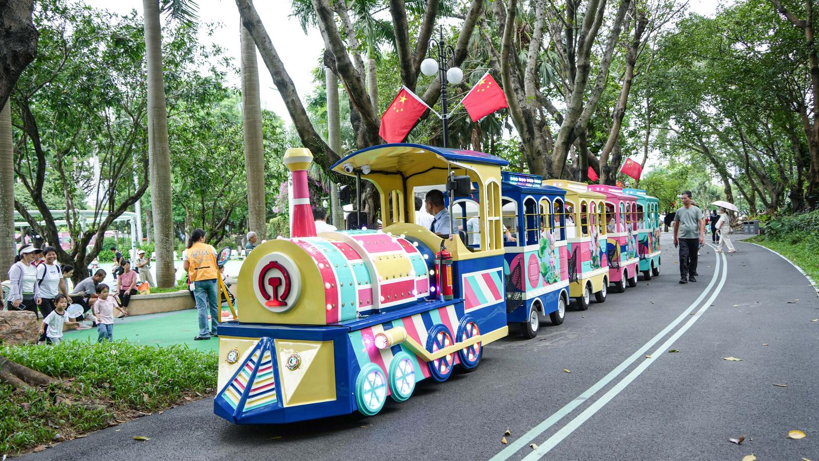 深圳公园漫游新体验：洪湖公园小火车观光线9月28日开通！