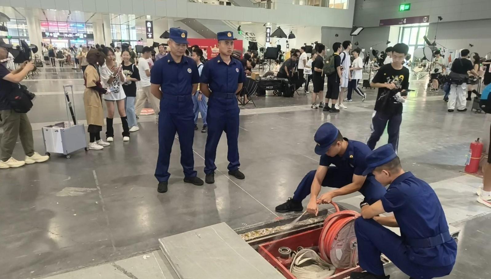 深圳消防全力以赴确保国庆假期消防安全形势平稳