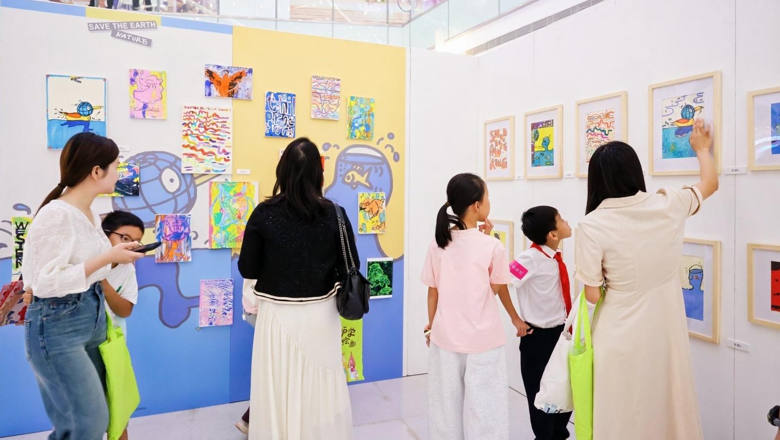 深港联动再谱美育新篇 “我向大师学绘画”儿童作品展启幕