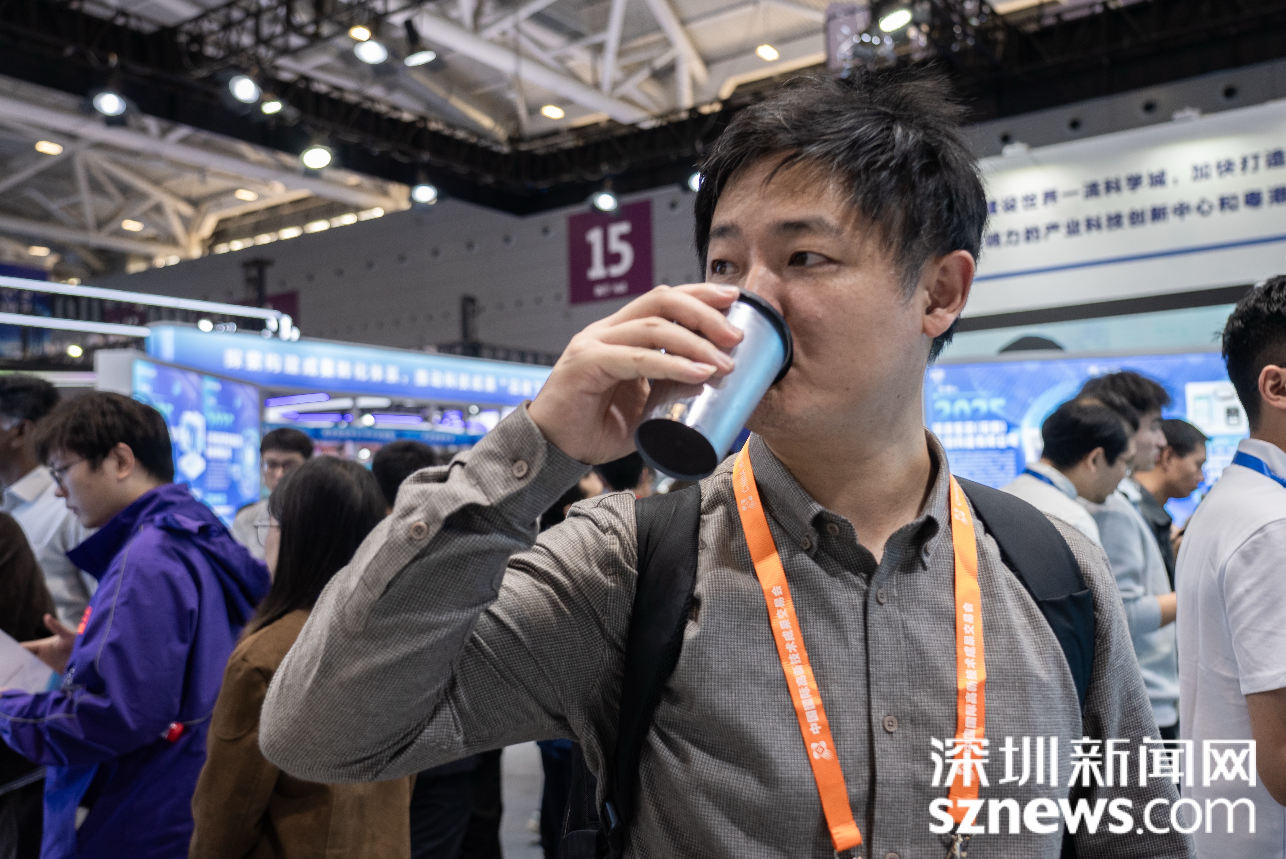 3de784f5d3473aee118b01f8e9faaea.jpg 3de784f5d3473aee118b01f8e9faaea.jpg