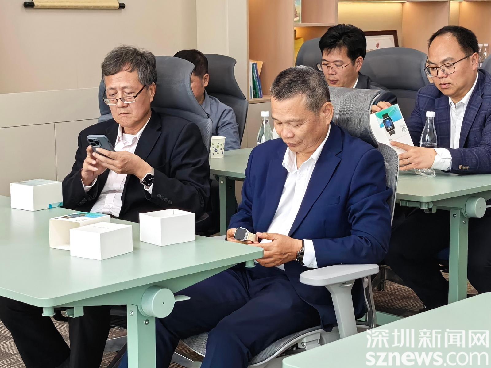 b2127fc0da9618a38db4a7fea7ebff9b.jpg b2127fc0da9618a38db4a7fea7ebff9b.jpg