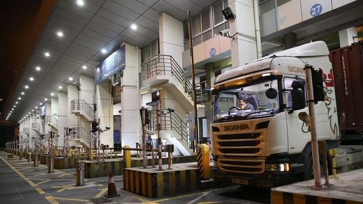 2025年12月21日0时起，皇岗口岸停止跨境货运车辆通关服务