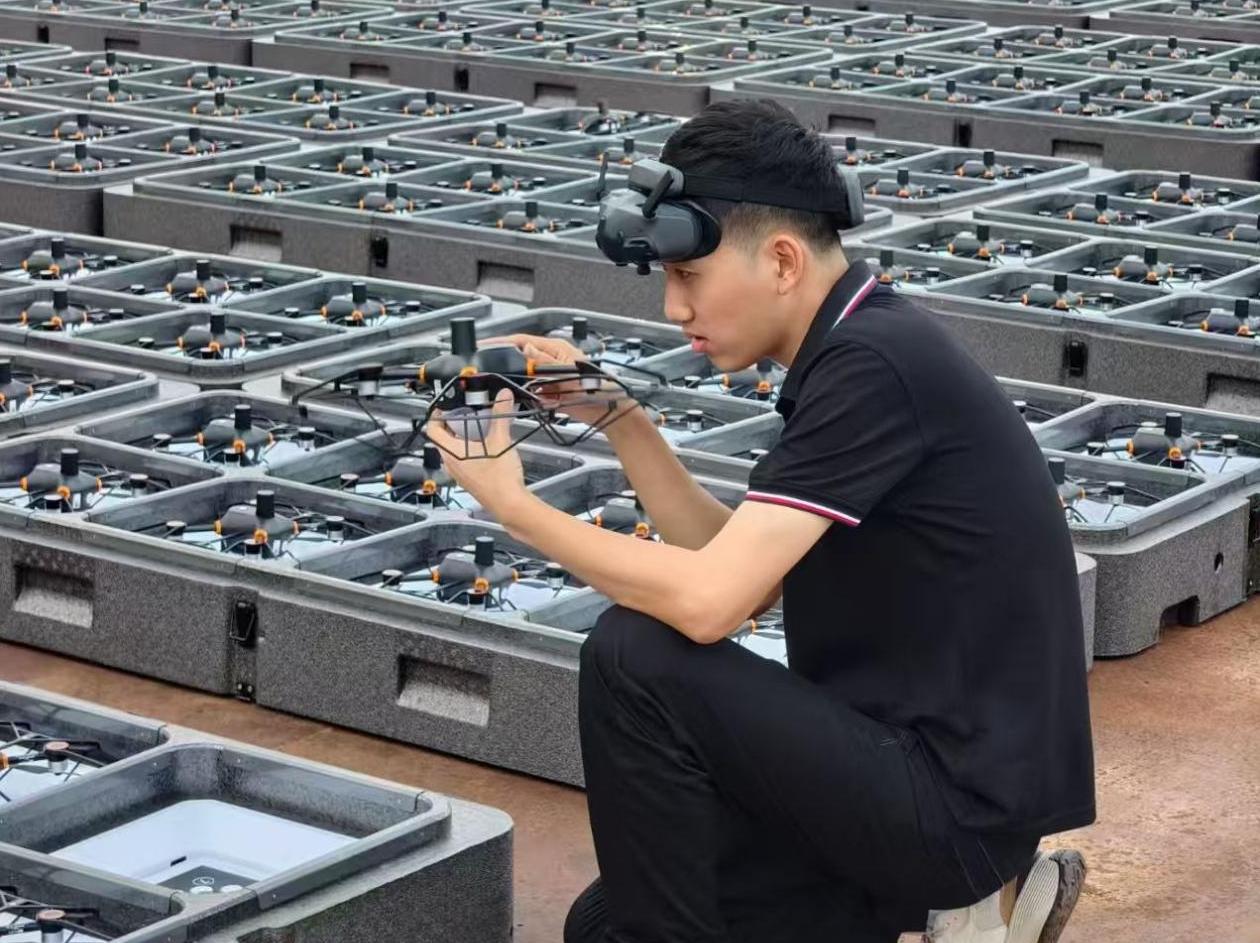 深圳“技客”故事|陈嘉权：以技为桨，从社团创客到低空经济弄潮儿