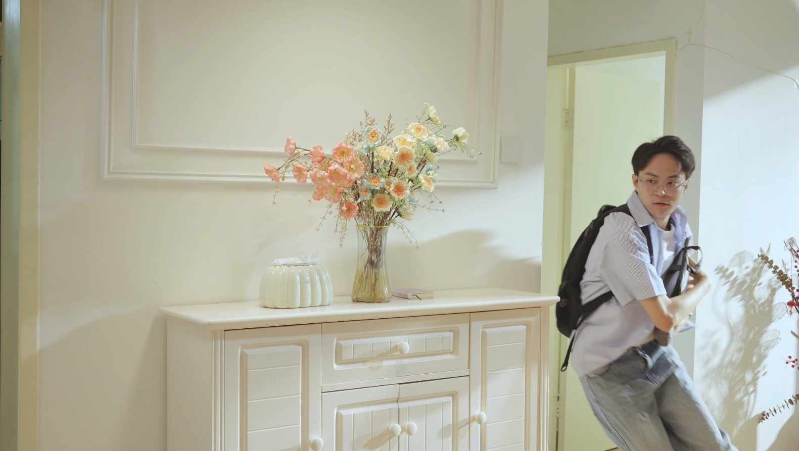 【安全提醒】出门再匆忙，这个动作绝不能省！