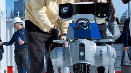 自媒体博主“擦地哥”探秘全运会闭幕式场馆