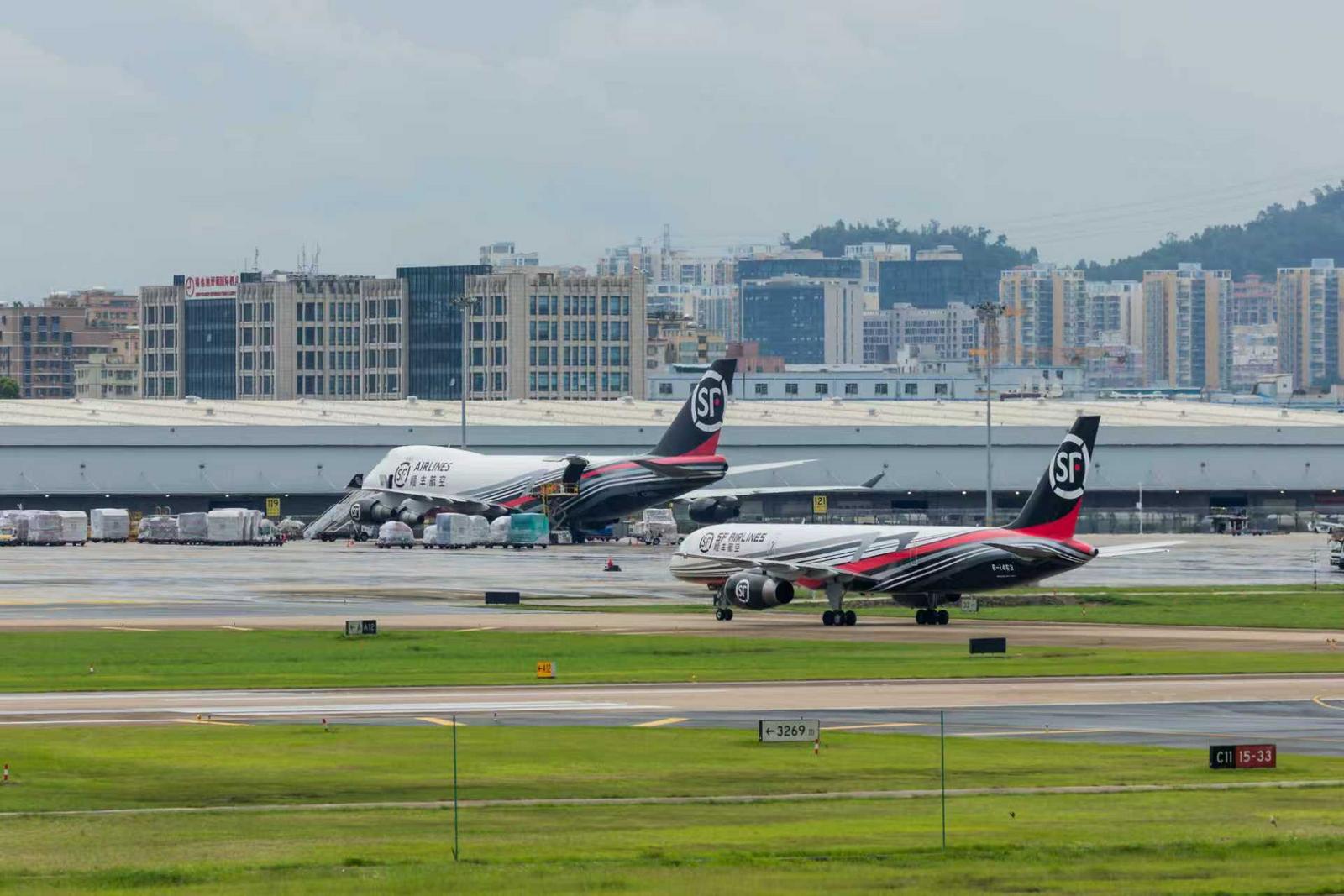 深圳机场年国际及地区货运量首破百万吨 全年总货量有望突破200万吨