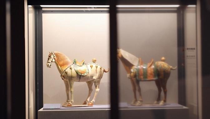 深圳看展|三彩马“奔”至鹏城，骥跃升腾重现盛唐的尚马之风