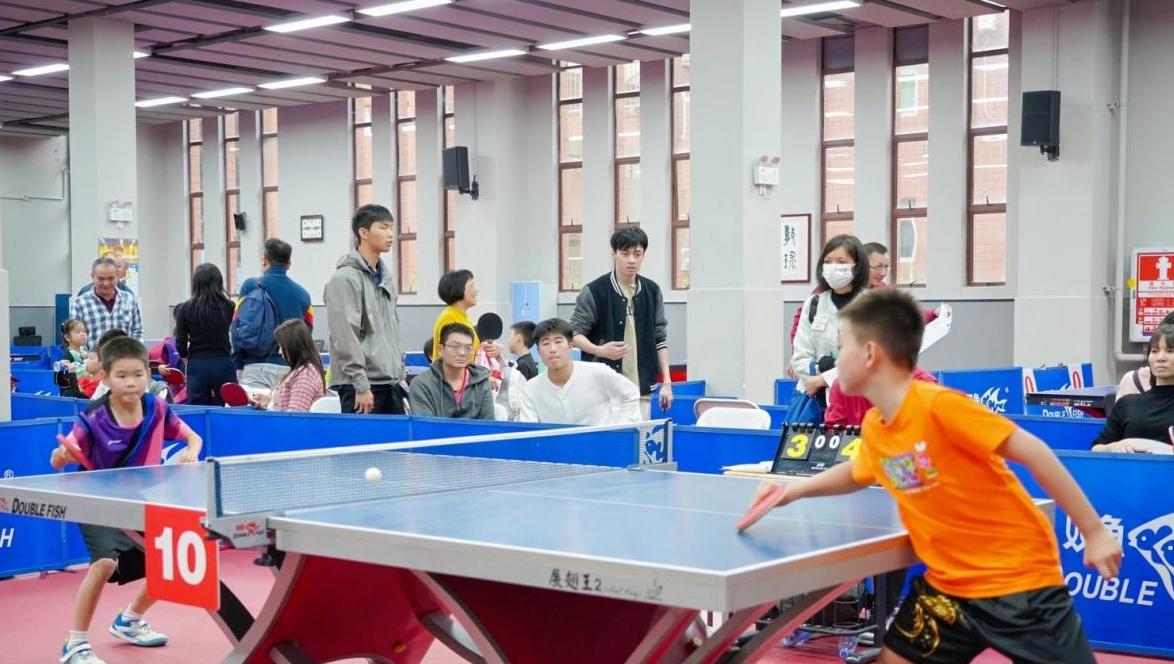 “奔跑吧·少年”2025年“深青体杯”城市青少年乒乓球超级联赛年度盛典圆满落幕——深化体教融合，打造湾区青少年体育盛会