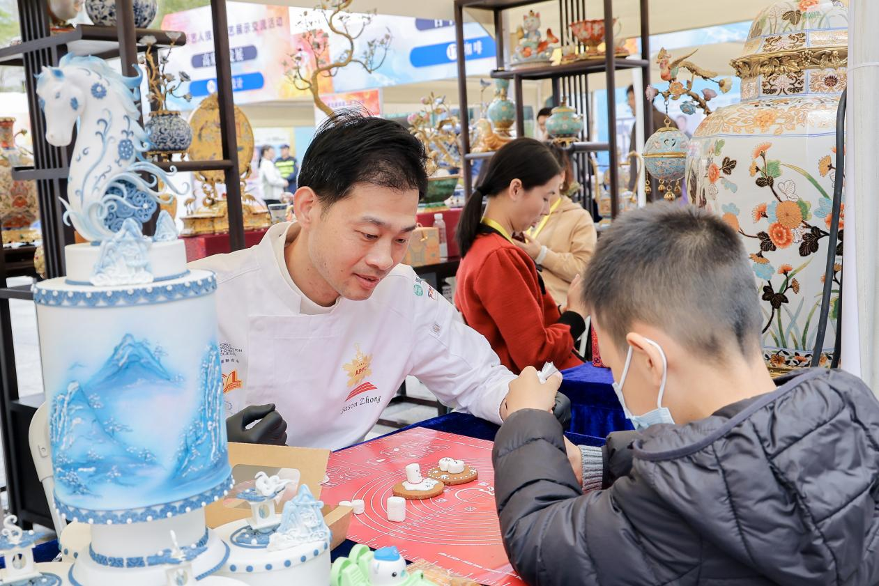 最美手艺人|钟兆熙：翻糖手艺里的中国匠心