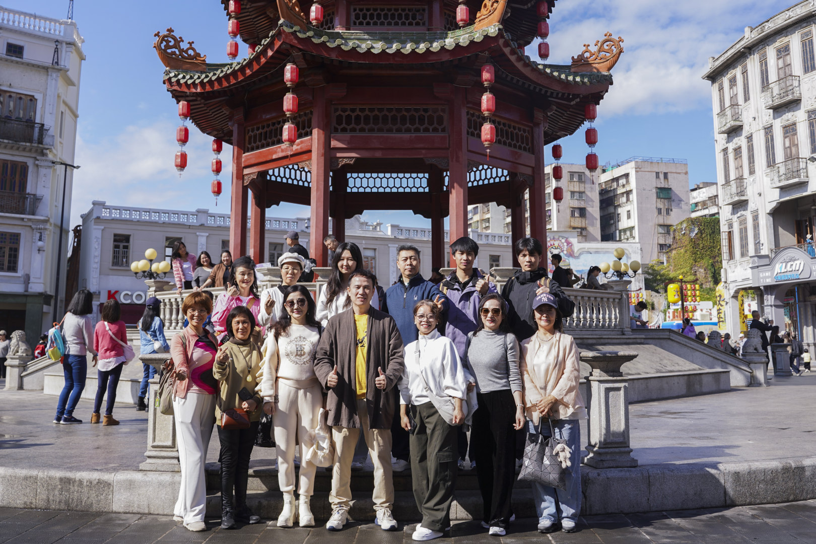 图8 考察小公园中山纪念亭.jpg