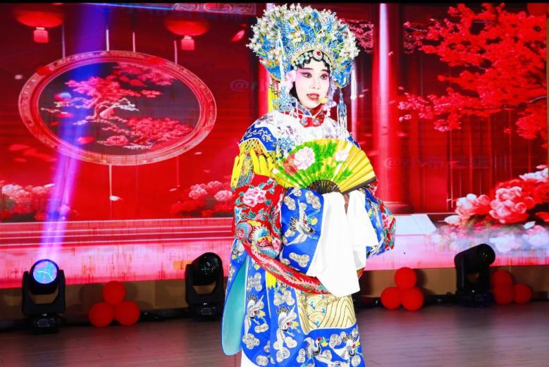 “美育润心担使命 校社协同启新程” 深大附属外国语中学美育共建签约仪式举行