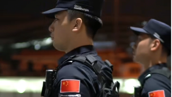 元旦我在岗 平安“警”相随 皇岗边检致敬坚守国门移民管理警察