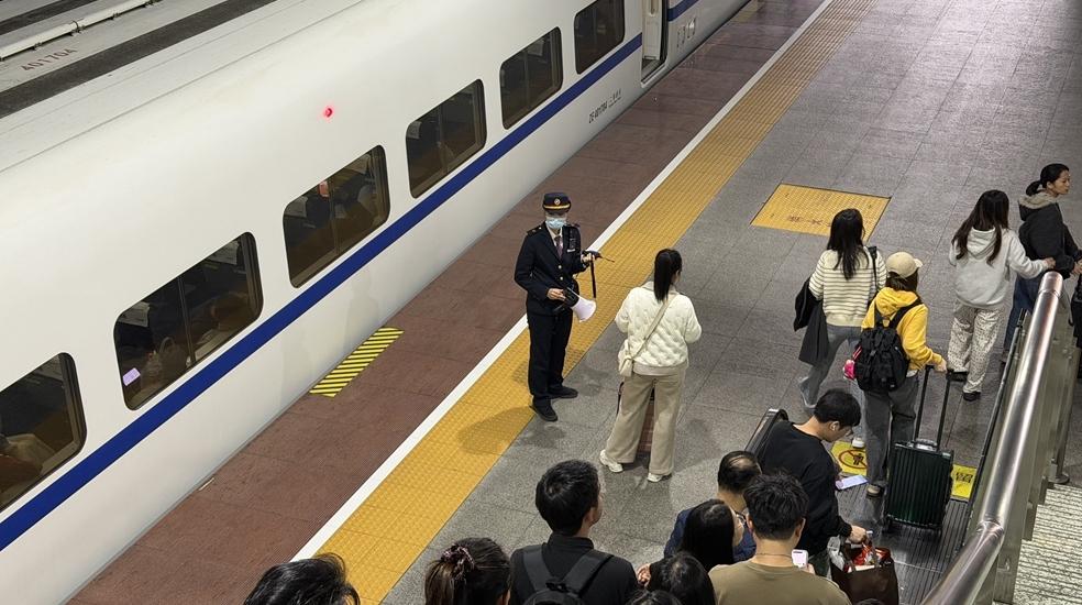 旅客到发量一年多增1000万人次 揭秘深圳北站成为“客流王”背后