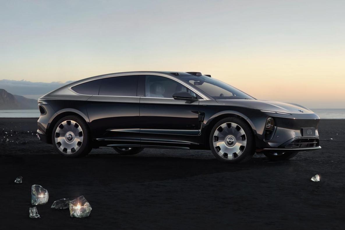 已售罄？ 限量发售 9 台，蔚来推出 ET9 百万纪念限量版