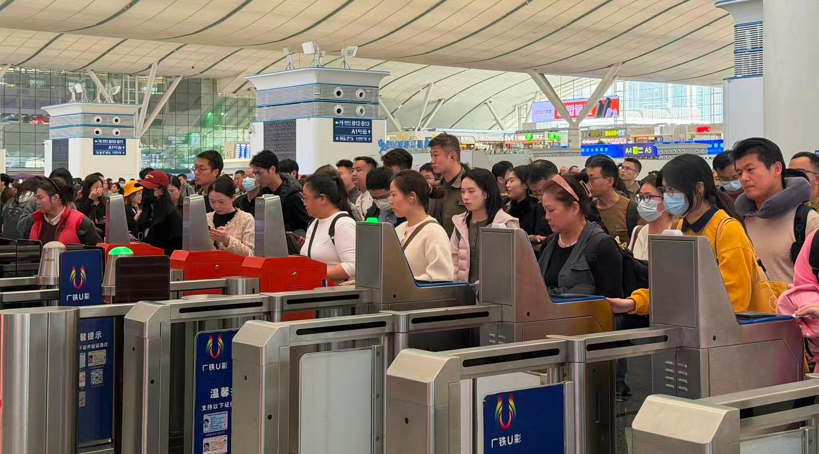 2026年，广深港高铁12天跨境客流破百万