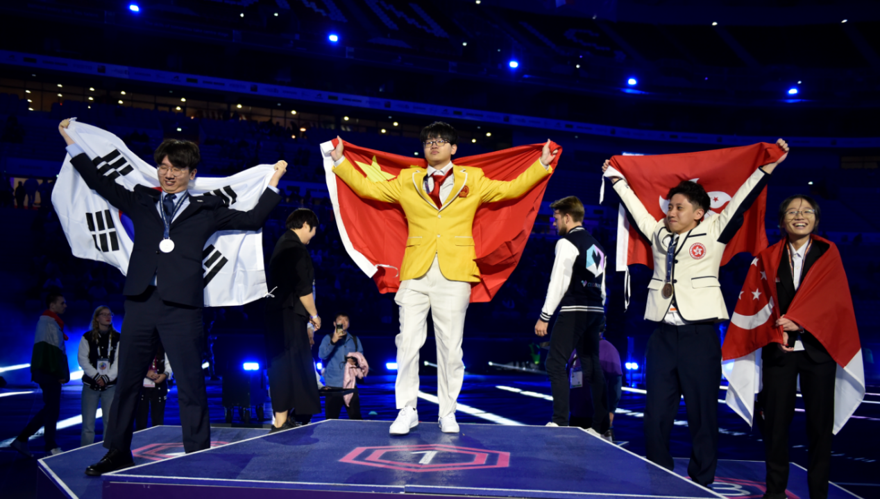 深圳“技客”故事｜黄佳杰：从“00后”专科生到云计算“世界冠军”