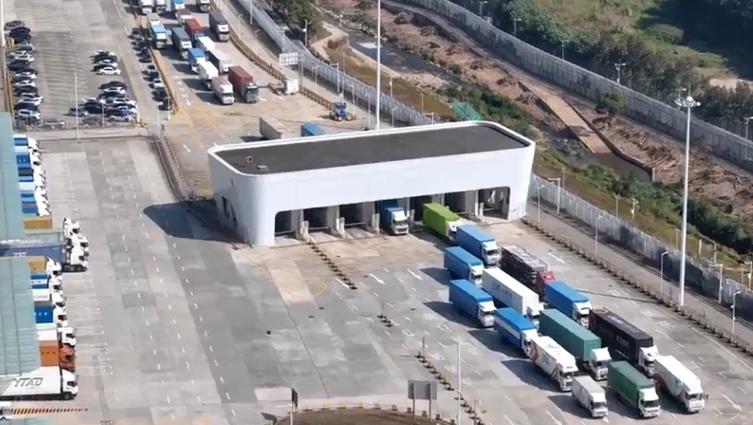 皇岗口岸关闭跨境货运通道满月 莲塘口岸跨境货车通关量增长28.9%