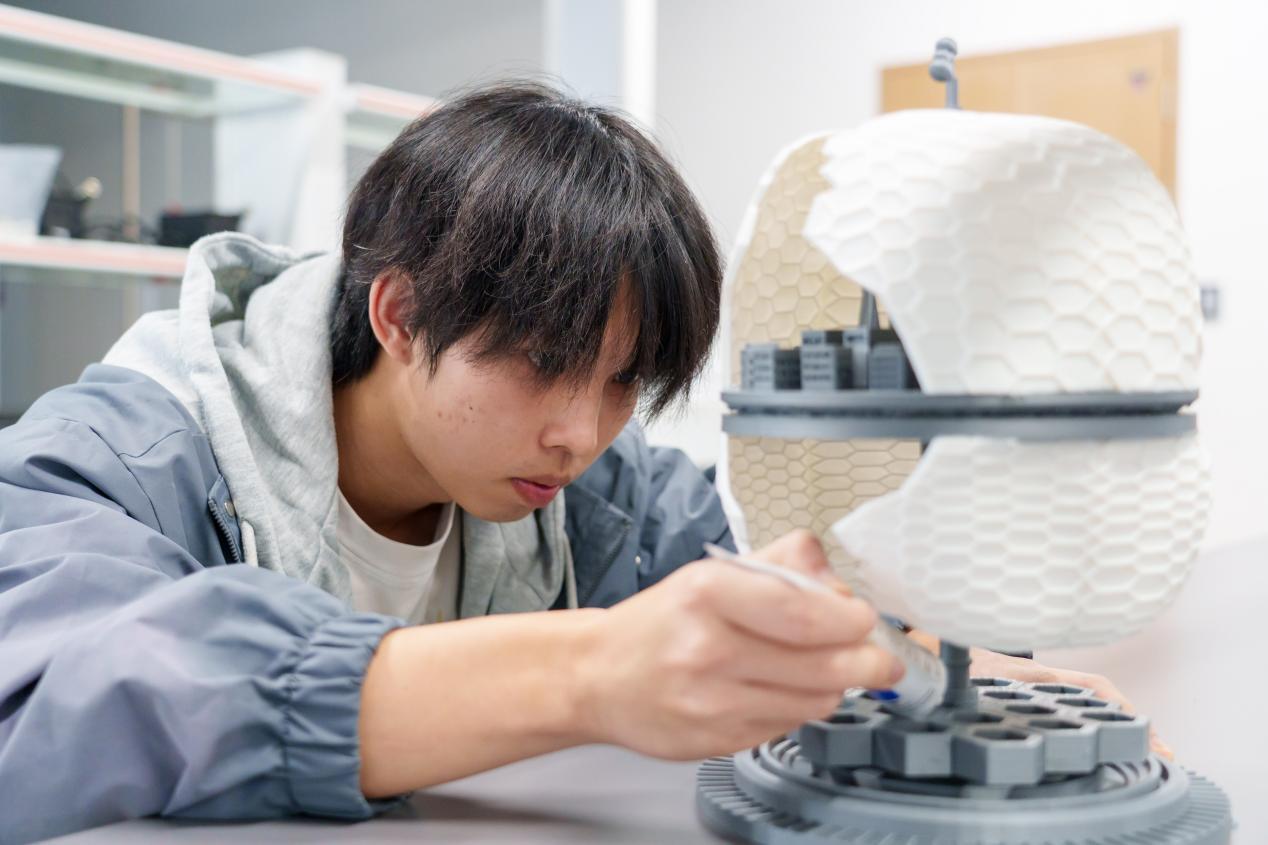 脑洞大开！深圳理工学子将“碳循环”融入3D打印