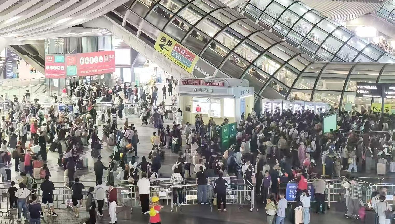 深圳春节文旅热潮涌 七大交通枢纽累计迎送旅客1356.39万人次