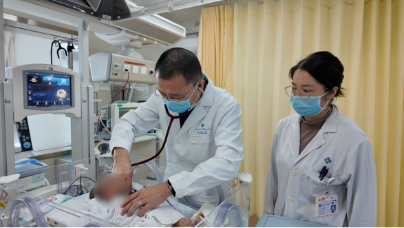现实版《问心》！港大深圳医院守护危重症先心病双胞胎患儿重获“心”生