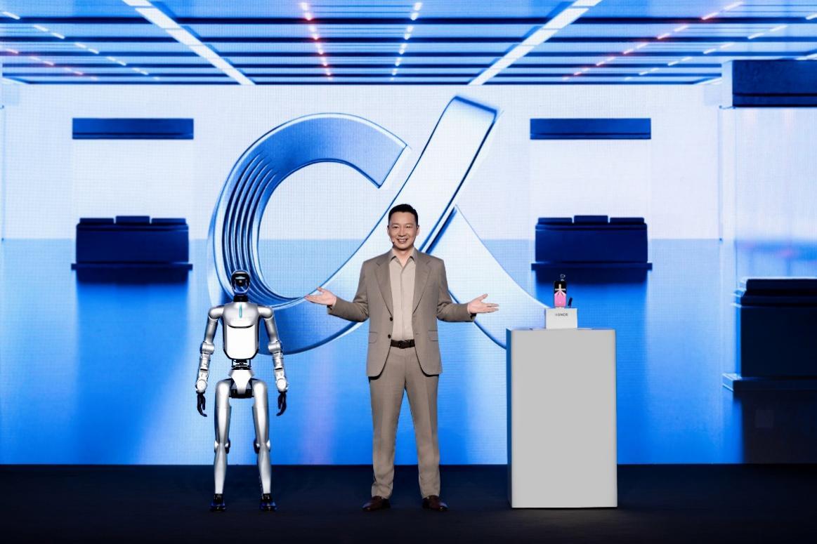 荣耀携首款机器人手机亮相MWC2026