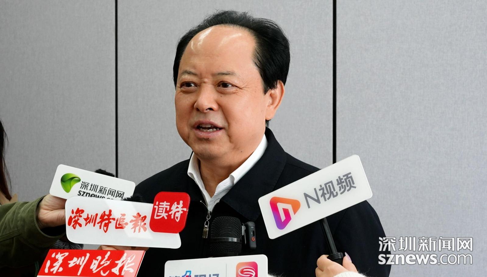 住深全国政协委员舒心：聚焦科创协同、民生痛点与制度开放