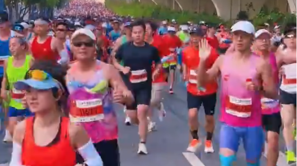 山水至清，奔跑致远！2026清远马拉松开跑