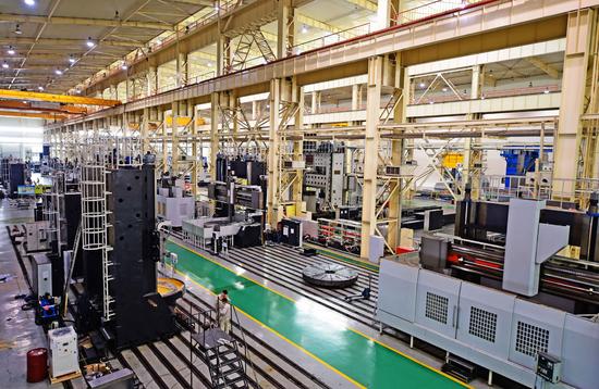 沈阳机床(集团)有限责任公司机床生产车间.新华社发