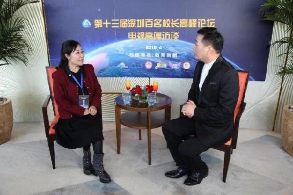 周玉萍校长阐述了南头城小学在传统文化"继承-创新-发展"的办学特色