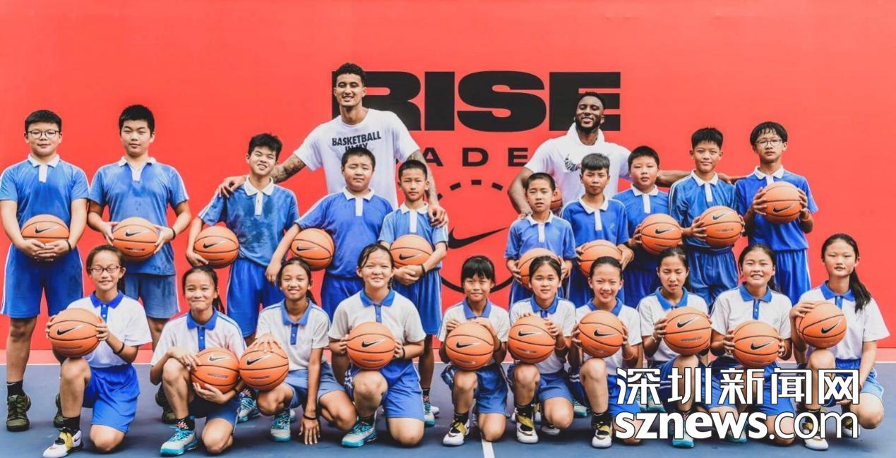 nba球星体验校园篮球文化白芒小学学子与球星零距离接触