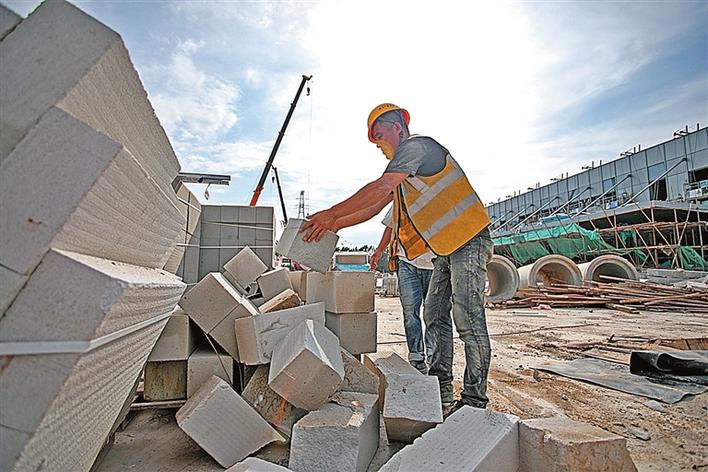 深圳国际会展中心建设者奋战三年书写努力拼搏的动人故事