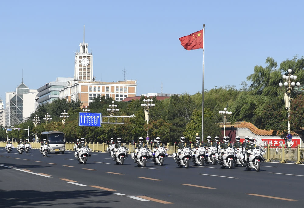 组图丨最高礼遇