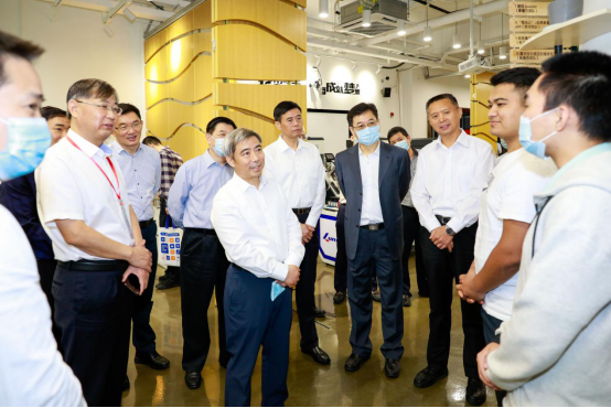 退役军人事务部党组成员副部长常正国率队到深圳调研退役军人就业创业